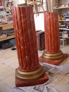 Columnas imitación mármol-final
