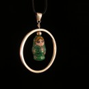 colgante aro en plata con matrioska de cerámica-frontal